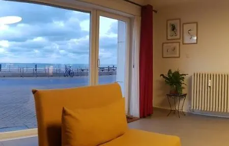 You, Me And The Sea - Seaview Groundfloor Apartment *